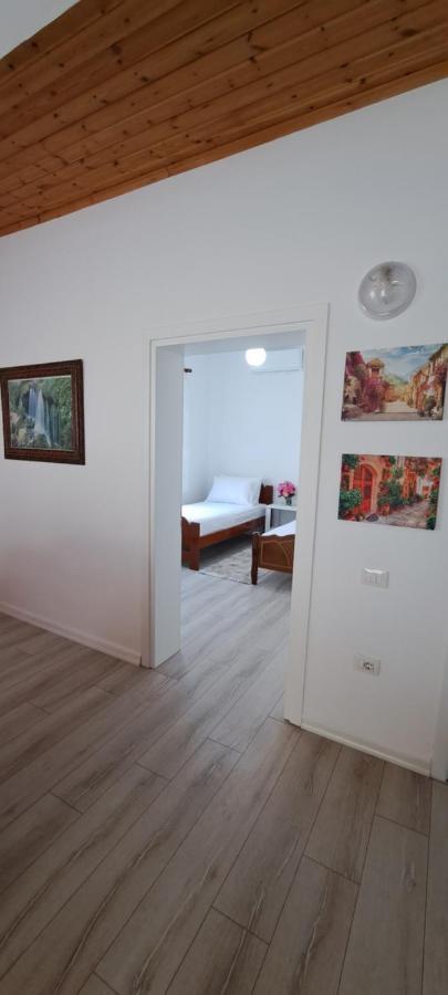 Villa Likaj بيرات المظهر الخارجي الصورة