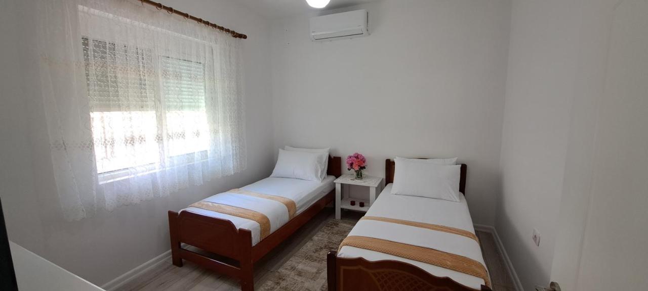 Villa Likaj بيرات المظهر الخارجي الصورة