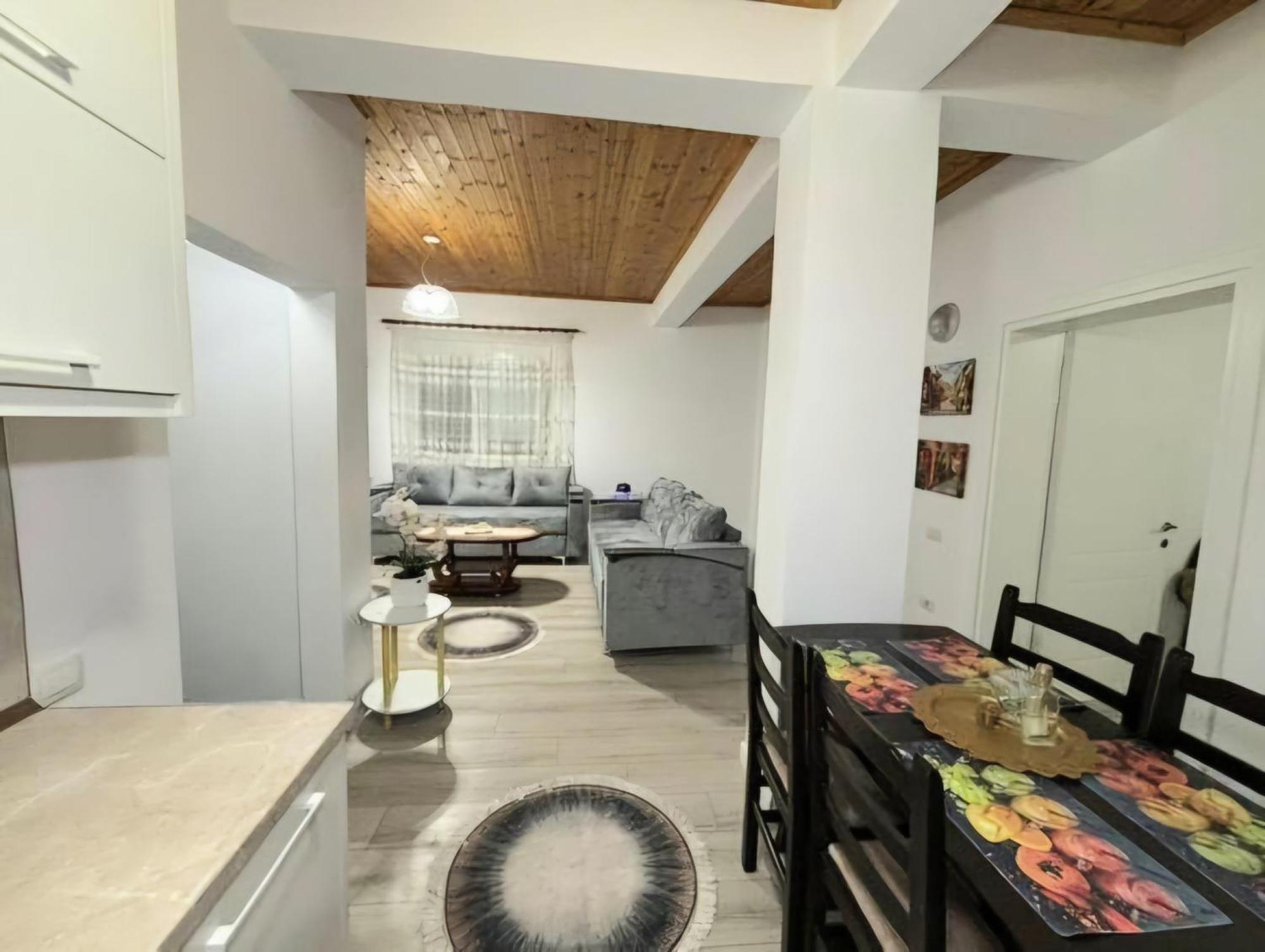Villa Likaj بيرات المظهر الخارجي الصورة